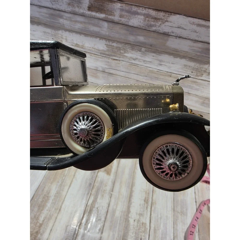 Vintage 1928 Lincoln‎ Model Car Silver Black Radio Music Made in Hong Kong READ